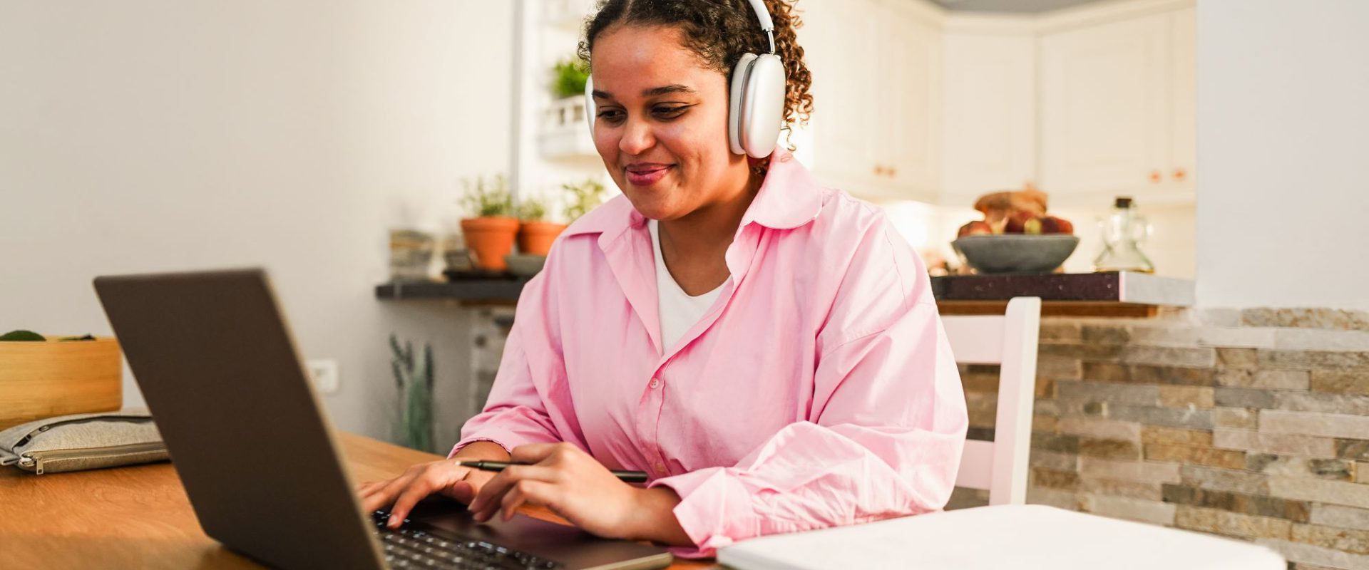 What is the natural way to learn a language